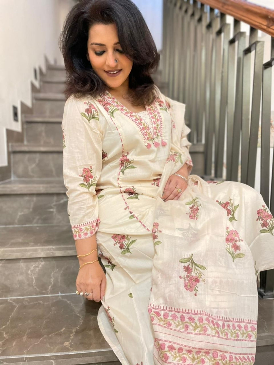 cotton suit with floral prints